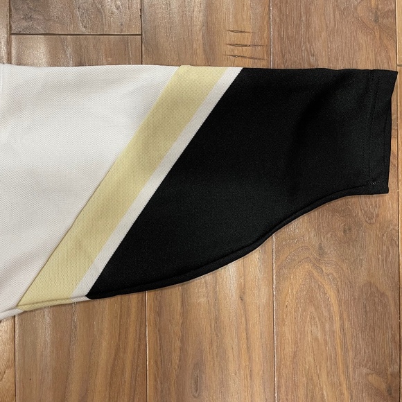 New with Tags Attached, Pittsburgh Penguins Mario Lemieux Jersey - Picture 5 of 15